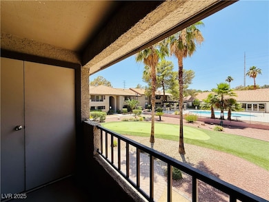 Balcony featuring an area to practice putting and