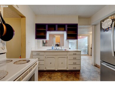 556 18th Ave, Longview, WA 98632 - photo 7