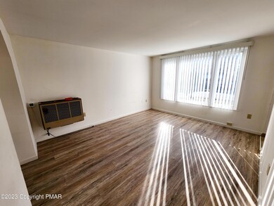 716 W Lackawanna Ave unit BF, Blakely, PA 18447 - photo 2