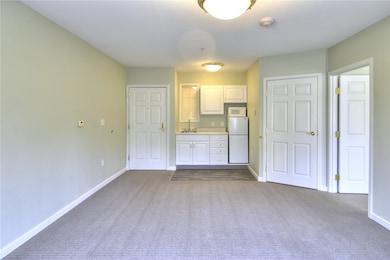 185 W Imboden Dr unit 1-BR, Decatur, IL 62521 - photo 2