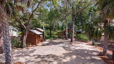 1209 Central Ave NE, Steinhatchee, FL 32359 - photo 6