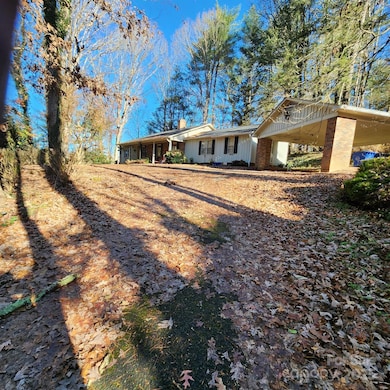 126 Gwyn St, North Wilkesboro, NC 28659 - photo 4