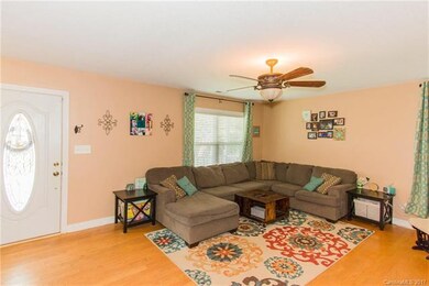 889 Center St, Asheville, NC 28803 - photo 5