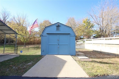 421 Lake Shore Dr, Saint Clair, MO 63077 - photo 6