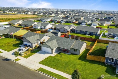 1317 W Electra St, Moses Lake, WA 98837 - photo 6