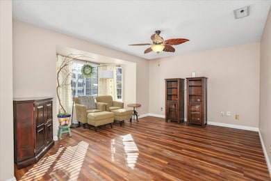 332 Magnolia Ave, Clovis, CA 93611 - photo 3