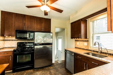 2405 59th St, Des Moines, IA 50322 - photo 4