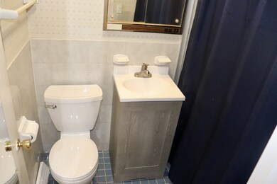 2117 Jethro Ave, Zion, IL 60099 - photo 5