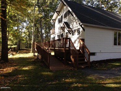 371 Wild Acres Dr, Dingmans Ferry, PA 18328 - photo 4