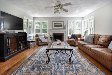 262 Tiffany Ave, Warwick, RI 02889 - photo 2