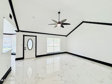 517 Commagere Blvd, Bay Saint Louis, MS 39520 - photo 2