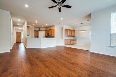 1003 Crystal Springs Dr, Allen, TX 75013 - photo 6