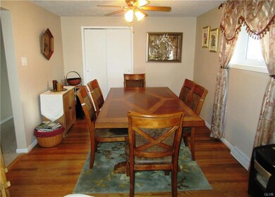 Dining Room (used to be 3rd BR and sellers will cl