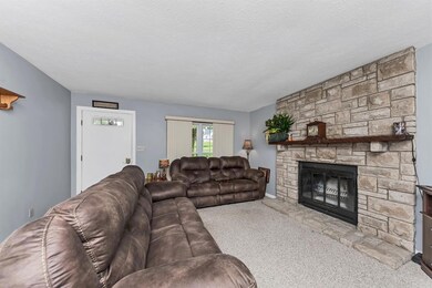 100 Billdee Dr, Georgetown, OH 45121 - photo 2