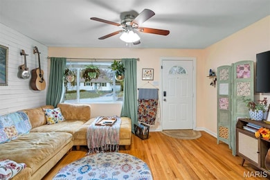 9100 Arvin Place, Saint Louis, MO 63123 - photo 7