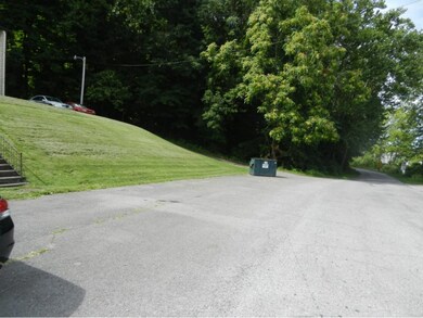 518 Twin Oaks Dr, Johnson City, TN 37601 - photo 5