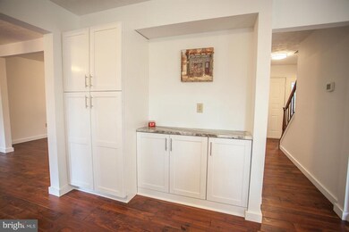 8204 Hammond Branch Way, Laurel, MD 20723 - photo 6