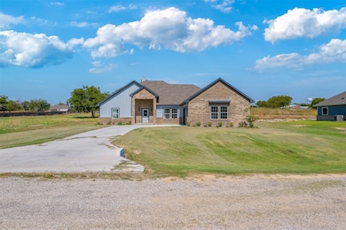 1013 Don Eve Ct, Azle, TX 76020 - photo 3