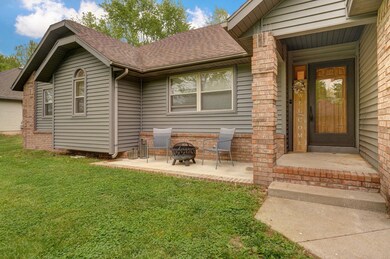 906 Brooke Ct, Nixa, MO 65714 - photo 2