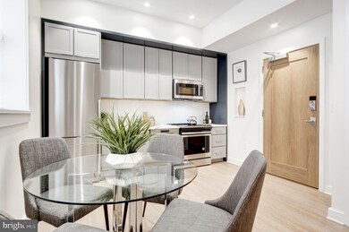 1813 35th St NW unit 303, Washington, DC 20007 - photo 4