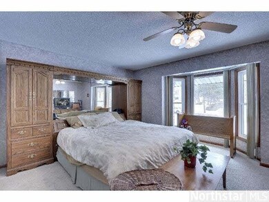 5808 Scenic Dr, Minnetonka, MN 55345 - photo 7