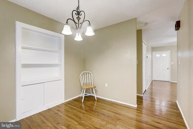 337 Vale Summit S, Laurel, MD 20724 - photo 6