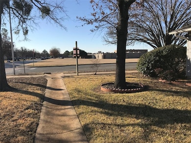 600 Timberline Dr, Hurst, TX 76053 - photo 7