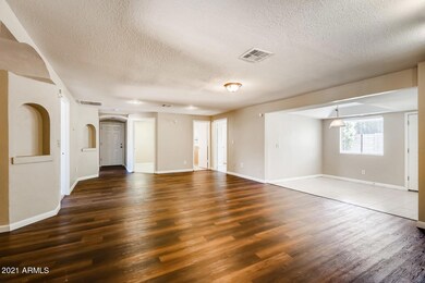 1503 W PERSHING AVE Phoenix AZ - Web Qua