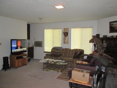 1100 SW 5th St, Grants Pass, OR 97526 - photo 3