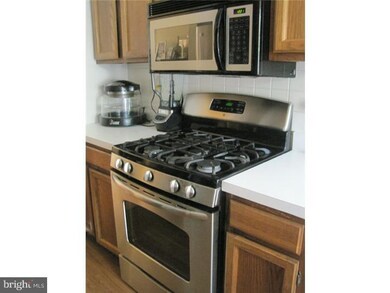 263 Leedom Way unit 98, Newtown, PA 18940 - photo 7