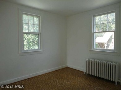 5802 Riggs Rd, Hyattsville, MD 20783 - photo 7