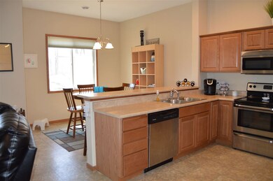 1514 Asbury Ln, Waterloo, IA 50701 - photo 7