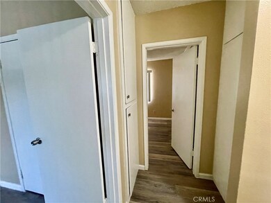 144 W Baseline Rd unit 2, San Dimas, CA 91773 - photo 7