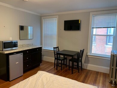 675 Beach St unit 11, Revere, MA 02151 - photo 2
