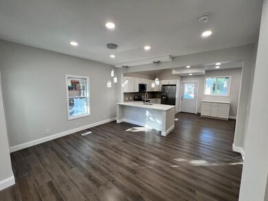 45 Florida St, Springfield, MA 01109 - photo 6