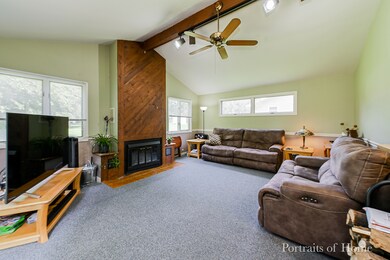 27W212 Bauer Rd, Naperville, IL 60563 - photo 7