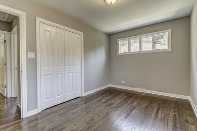 473 N Highview Ave, Elmhurst, IL 60126 - photo 6