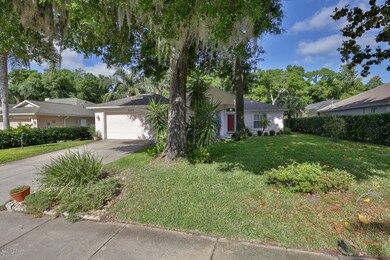 Private Fenced In Yard