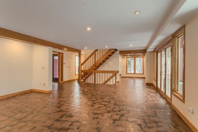 7 Violette Cir, Shrewsbury, MA 01545 - photo 4