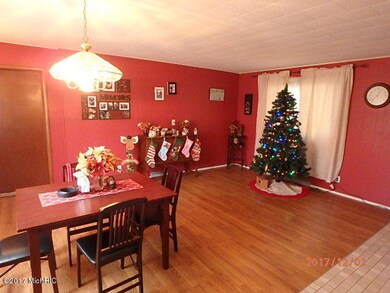 3327 E Kirby Rd, Battle Creek, MI 49017 - photo 5