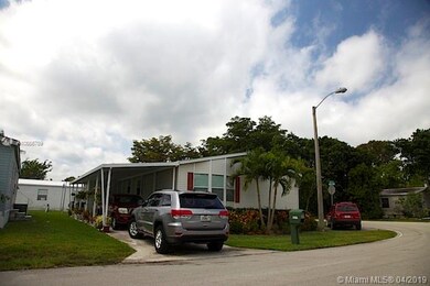 unlisted-address, Davie, FL 33325 - photo 2