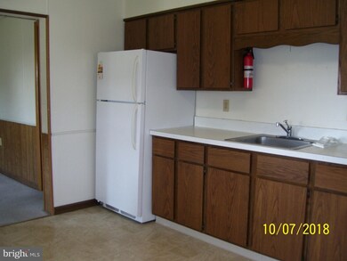 558 N Union St unit 2, Middletown, PA 17057 - photo 7