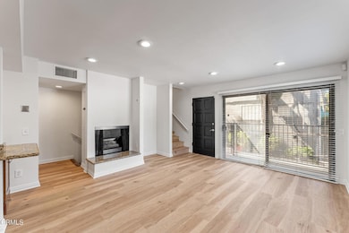 20216 Roscoe Blvd unit 19, Winnetka, CA 91306 - photo 2