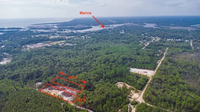 802 NE 13th St, Carrabelle, FL 32322 - photo 3