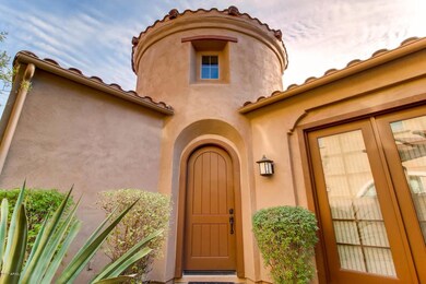 9238 E Horseshoe Bend Drive-large-005-6-