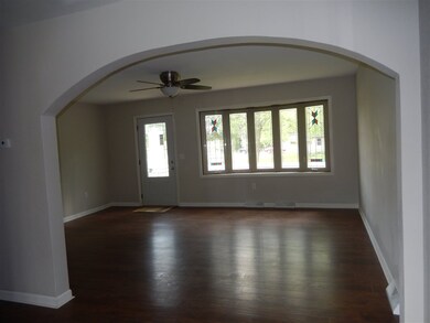 808 W Baxterwood Ln, Janesville, WI 53546 - photo 2