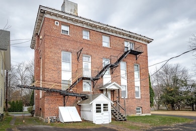 32 Noble Ave, Westfield, MA 01085 - photo 4