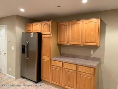 176 Camden Ave, Staten Island, NY 10309 - photo 7