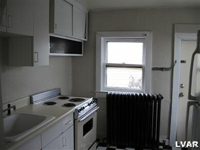 346 N 15th St unit 3, Allentown, PA 18102 - photo 3