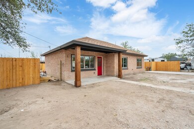 502 Linda Vista Dr, Del Rio, TX 78840 - photo 4